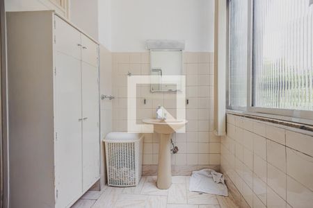 Apartamento à venda com 222m², 3 quartos e 1 vagaBanheiro da Suíte