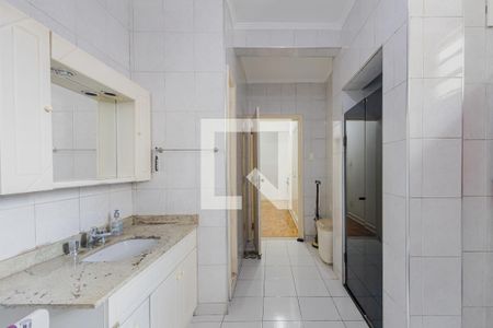 Apartamento à venda com 222m², 3 quartos e 1 vagaBanheiro