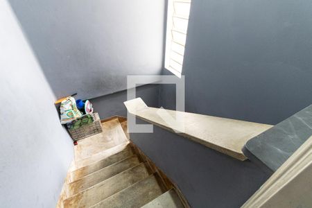 Casa à venda com 250m², 5 quartos e 2 vagas Casa à venda com 250m², 5 quartos e 2 vagasEntrada da Casa 3