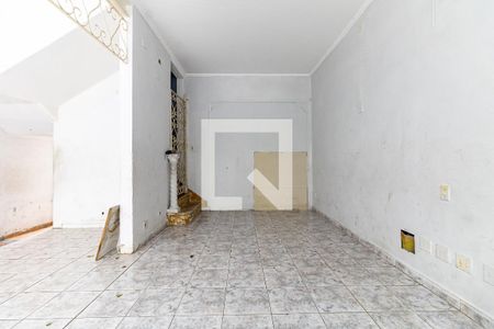 Casa à venda com 250m², 5 quartos e 2 vagas Casa à venda com 250m², 5 quartos e 2 vagasSalão