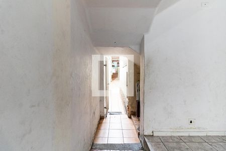 Casa à venda com 250m², 5 quartos e 2 vagas Casa à venda com 250m², 5 quartos e 2 vagasCorredor Lateral