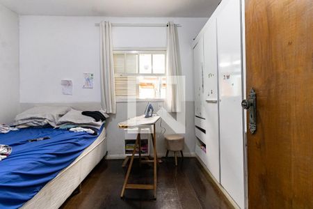 Casa à venda com 250m², 5 quartos e 2 vagas Casa à venda com 250m², 5 quartos e 2 vagasQuarto 2 da Casa 1