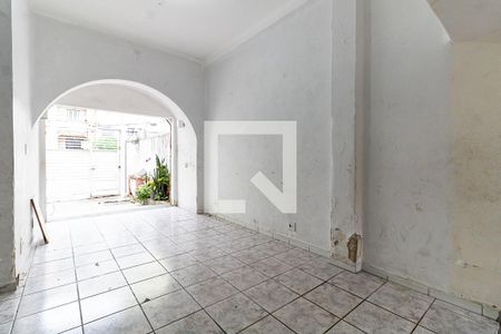Casa à venda com 250m², 5 quartos e 2 vagas Casa à venda com 250m², 5 quartos e 2 vagasGaragem Coberta