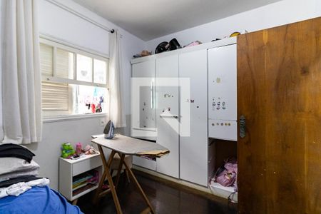 Casa à venda com 250m², 5 quartos e 2 vagas Casa à venda com 250m², 5 quartos e 2 vagasQuarto 2 da Casa 1