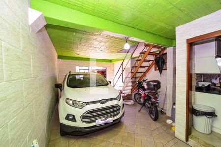 Casa à venda com 170m², 3 quartos e 3 vagas Casa à venda com 170m², 3 quartos e 3 vagasGaragem