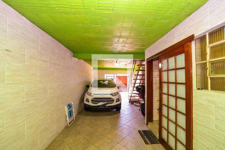 Casa à venda com 170m², 3 quartos e 3 vagas Casa à venda com 170m², 3 quartos e 3 vagasGaragem