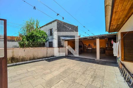 Casa à venda com 170m², 3 quartos e 3 vagas Casa à venda com 170m², 3 quartos e 3 vagasQuintal