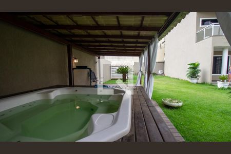 Casa de condomínio para alugar com 800m², 5 quartos e 4 vagas Casa de condomínio para alugar com 800m², 5 quartos e 4 vagasÁrea comum