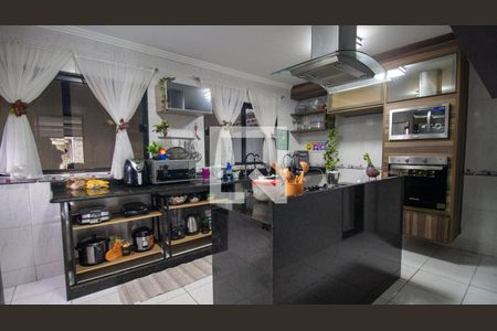 Casa de condomínio para alugar com 800m², 5 quartos e 4 vagas Casa de condomínio para alugar com 800m², 5 quartos e 4 vagasCozinha