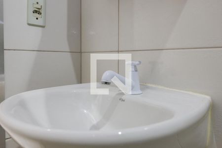 Banheiro de casa para alugar com 1 quarto, 47m² em Jardim Sao Salvador, Taboão da Serra