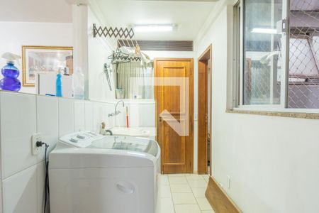 Apartamento à venda com 300m², 4 quartos e sem vagaÁrea de Serviço