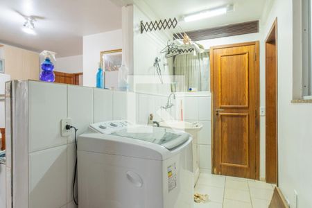 Apartamento à venda com 300m², 4 quartos e sem vagaÁrea de Serviço