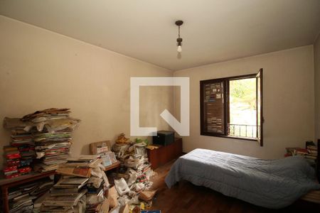 Casa à venda com 285m², 4 quartos e 5 vagasQuarto