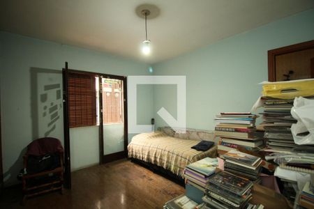 Casa à venda com 285m², 4 quartos e 5 vagasSuíte 2