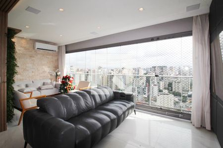 Apartamento à venda com 101m², 3 quartos e 3 vagasSala