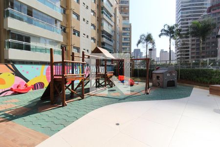 Apartamento à venda com 101m², 3 quartos e 3 vagasÁrea comum - Playground