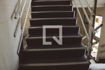 Apartamento para alugar com 60m², 2 quartos e 1 vagaEscada