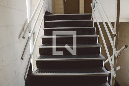 Apartamento para alugar com 60m², 2 quartos e 1 vagaEscada