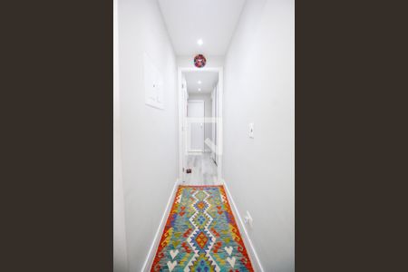 Corredor de apartamento à venda com 2 quartos, 107m² em Real Parque, São Paulo