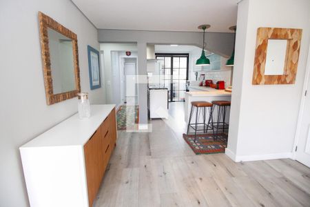 Cozinha de apartamento à venda com 2 quartos, 107m² em Real Parque, São Paulo