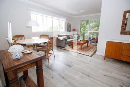 Apartamento à venda com 107m², 2 quartos e 1 vagaSala