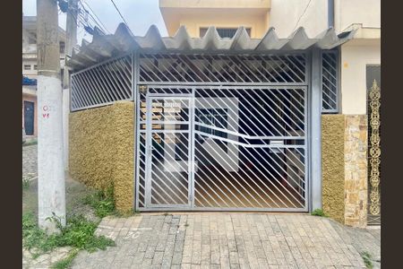 Casa à venda com 120m², 3 quartos e 2 vagasFachada