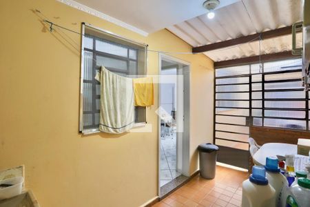 Casa à venda com 120m², 3 quartos e 2 vagasÁrea de Serviço