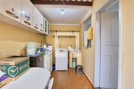 Casa à venda com 120m², 3 quartos e 2 vagasÁrea de Serviço