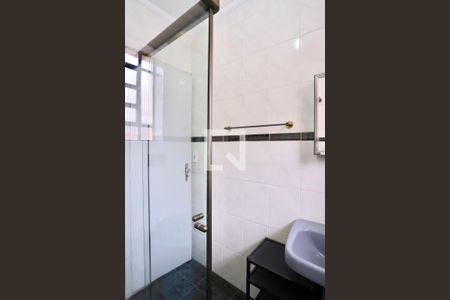 Casa à venda com 120m², 3 quartos e 2 vagasBanheiro 2