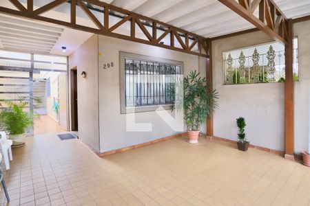 Casa à venda com 120m², 3 quartos e 2 vagasGaragem