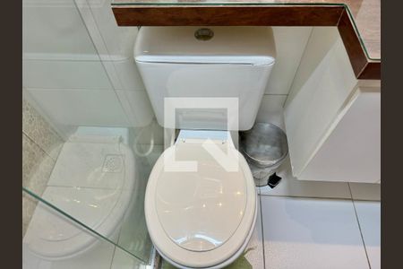 Casa de condomínio à venda com 85m², 3 quartos e 1 vagaBanheiro Social (Primeiro Andar)