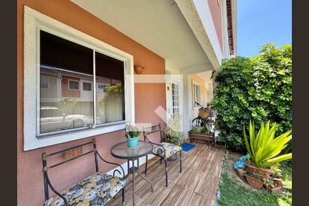 Casa de condomínio à venda com 85m², 3 quartos e 1 vagaÁrea externa