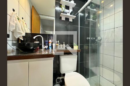 Casa de condomínio à venda com 85m², 3 quartos e 1 vagaBanheiro Social (Segundo Andar)