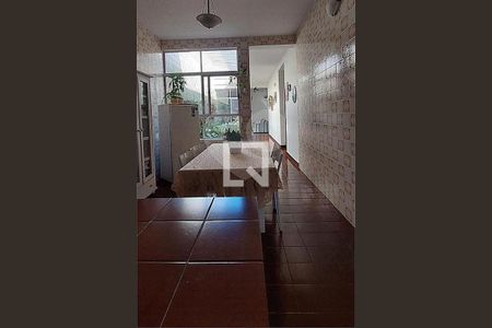 Casa à venda com 3 quartos, 337m² em Vila Guilhermina, São Paulo