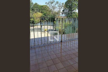 Casa à venda com 3 quartos, 337m² em Vila Guilhermina, São Paulo