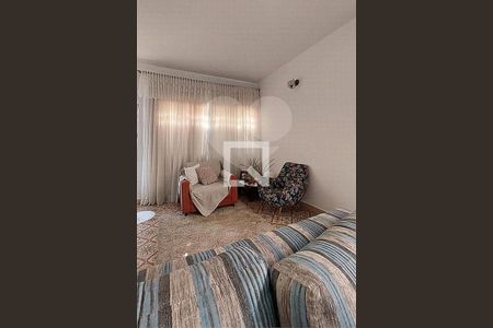 Casa à venda com 3 quartos, 337m² em Vila Guilhermina, São Paulo