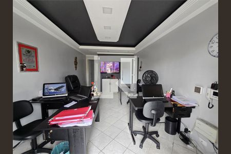 Casa à venda com 3 quartos, 215m² em Jardim Bandeirante, São Paulo