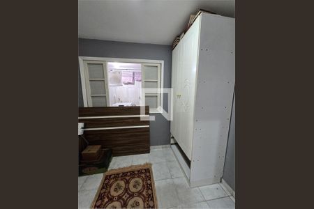 Casa à venda com 3 quartos, 215m² em Jardim Bandeirante, São Paulo