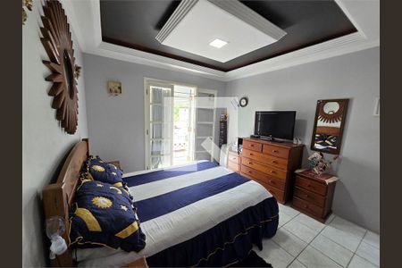 Casa à venda com 3 quartos, 215m² em Jardim Bandeirante, São Paulo