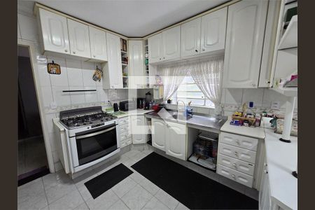 Casa à venda com 3 quartos, 215m² em Jardim Bandeirante, São Paulo