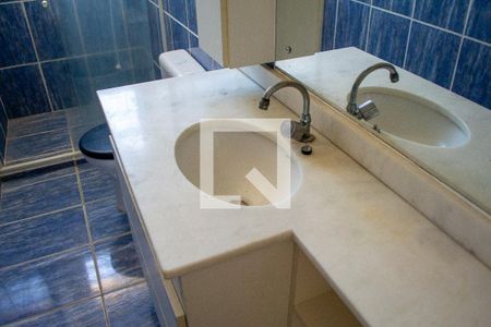 Apartamento à venda com 75m², 2 quartos e sem vaga Apartamento à venda com 75m², 2 quartos e sem vagaBanheiro