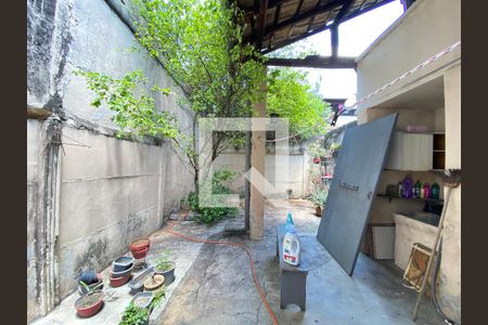 Casa para alugar com 70m², 2 quartos e sem vagaÁrea Externa