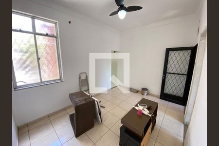 Sala de casa para alugar com 2 quartos, 70m² em Cascadura, Rio de Janeiro