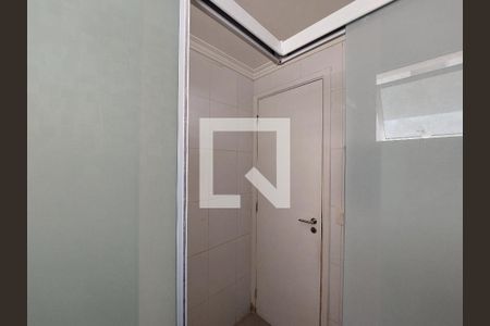 Apartamento à venda com 80m², 2 quartos e 1 vaga Apartamento à venda com 80m², 2 quartos e 1 vagaBanheiro 2