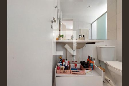 Apartamento à venda com 80m², 2 quartos e 1 vaga Apartamento à venda com 80m², 2 quartos e 1 vagaBanheiro 1