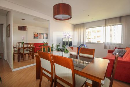 Sala de apartamento à venda com 3 quartos, 84m² em Cambuí, Campinas