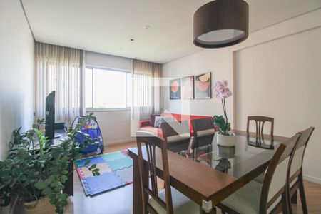 Sala de apartamento à venda com 3 quartos, 84m² em Cambuí, Campinas