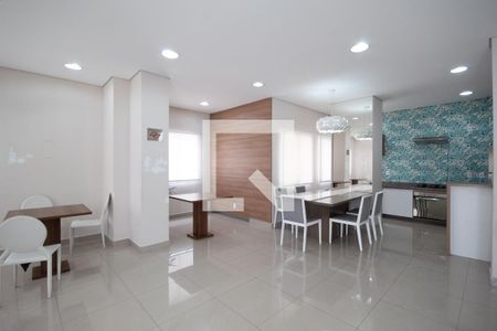 Apartamento para alugar com 49m², 2 quartos e 1 vaga Apartamento para alugar com 49m², 2 quartos e 1 vagaÁrea comum - Salão de festas