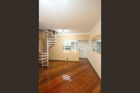 Apartamento para alugar com 3 quartos, 66m² em Parque Tomas Saraiva, São Paulo