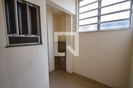 Apartamento à venda com 65m², 3 quartos e 1 vagaÁrea de Serviço